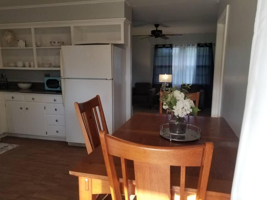*New*Entire Home In Rose District*Dine*Shop*Fun Броукън Ароу Екстериор снимка